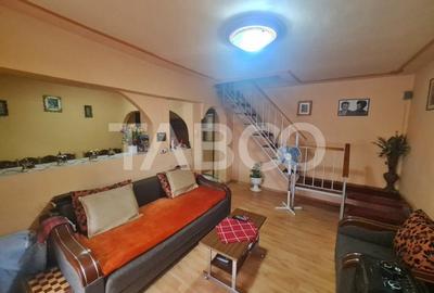 Apartament cu 3 camere etaj 4 de vanzare in Sebes Aleea Parc