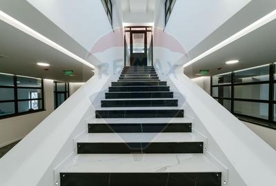 Spațiu comercial, de 245 mp, în Central
