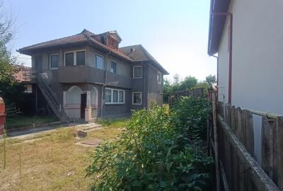 Casă individuală cu 5 camere în Brestei