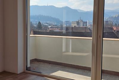 3 camere *Finalizat *Premium * Vedere Tampa/Postavaru - 4