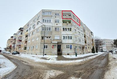 Apartament 2 camere MV1 Etaj IV, Str. Narcisei Nr.9 - Carei - 1