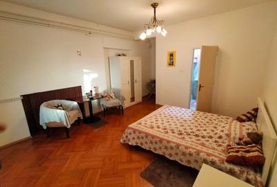 2 Garsoniere vecine in zona centrala Piata Romana - 5