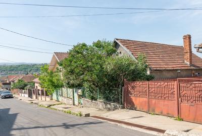 Teren intravilan pentru construire casa individuala sau duplex - 1