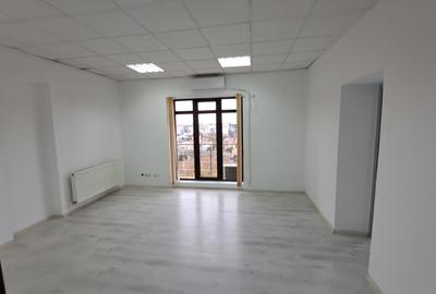 SPATIU BIROU- CLADIRE BIROURI PREMIUM- COSTURILE UTILITATILOR SUNT INCLUSE - 17