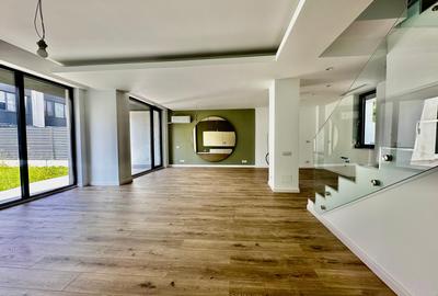 Duplex cu 6 camere în Iancu Nicolae