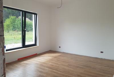 Vanzare casa la padure, an 2025, Bascov, Uiasca, 132.000 euro +TVA - 5
