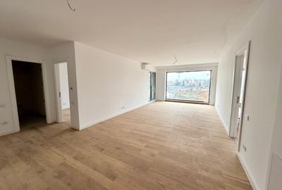 Apartament cu 3 camere semidecomandat în Băneasa