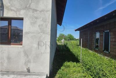 Casa Individuala - intabulata - la gri - zona foarte buna - 10
