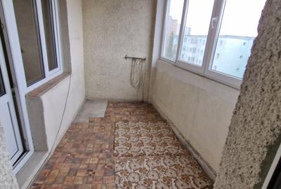 Apartament 3 camere zona Grivitei