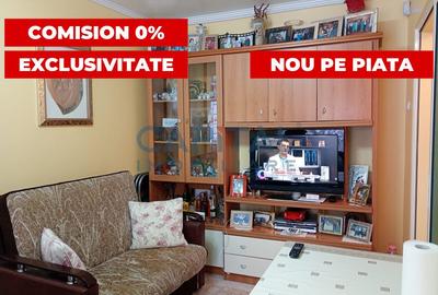 Apartament cu 3 camere semidecomandat, mobilat în Micro 40