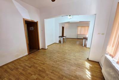 Spațiu comercial/birouri de închiriat – zona Dorobanțu - 13