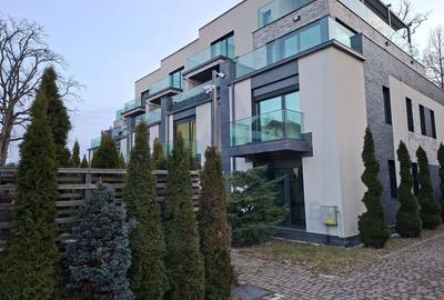 Casa moderna cu 6 camere terase 50 mp si curte in Parcul Sub Arini - 1