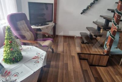 Casa de vanzare, cu 3 camere, 95 mp,  zona Craiter - 2
