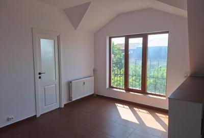 Apartament la mansarda