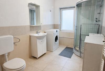 Apartament in zona Stejarului  , 44 mp utili plus balcon , parter inalt. - 2