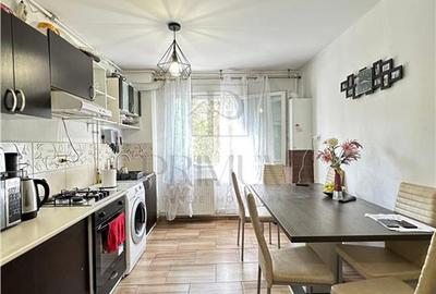 Apartament cu 2 camere semidecomandat, mobilat în Gheorghe Lazăr