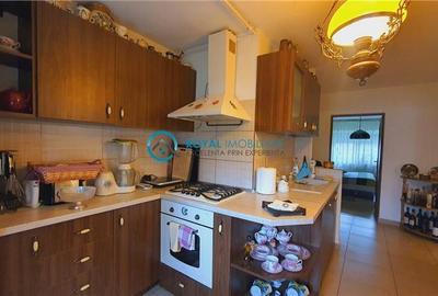 Royal Imobiliare - Vanzare apartament 4 camere zona Cioceanu - 16