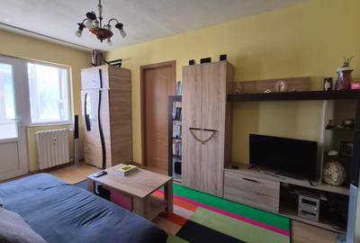 Ciresica /Tomis Nord - ap 3 cam, semidecomandat cf 3 , et 3/4 - 9
