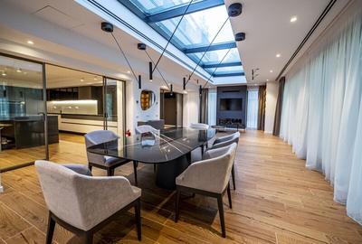 Casă cu 8 camere în Herăstrău