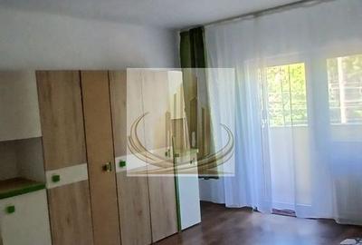 Garsonieră decomandată în Aradului