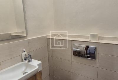 Spațiu comercial renovat, vitrine stradale, ultracentral Sibiu - 12