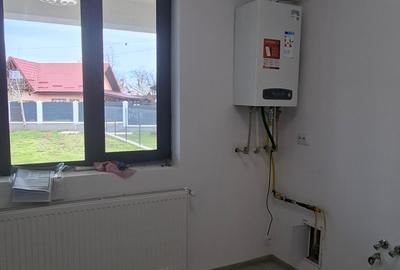 Casa cu 3 camere 80 mp, teren 650 mp, gazon, centru Holboca - 11
