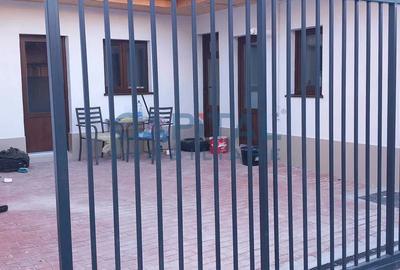 Comision 0% Casa cu 3 Camere, Plopilor - 11