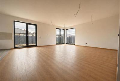 Casa noua individuala pe parter in Sanpetru, 220.000 euro.COMISION 0% - 3