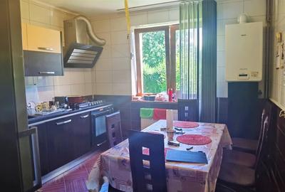 Vila Breaza 380Mp,Teren 1320Mp,aproape de Liceul Militar - 2