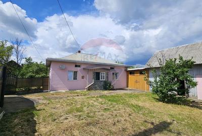 Casă  cu 3 camere, teren intravilan de 1300mp în Ipotești Tișăuți, SV - 8