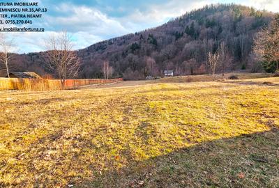 Teren Construcții intravilan de 1800 mp, în Nord-Vest