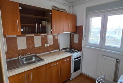Central, langa Piata 700 - 5