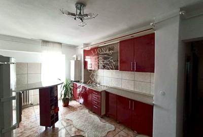 Apartament decomandat 3 camere 72 mp+spatiu depozitare 30 mp-Central - 1