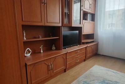 Garsoniera de vanzare in zona Tractorul - 1