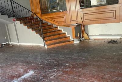 Inchiriem 300 mp spatiu comercial cu acces direct stradal N.Balcescu - 8