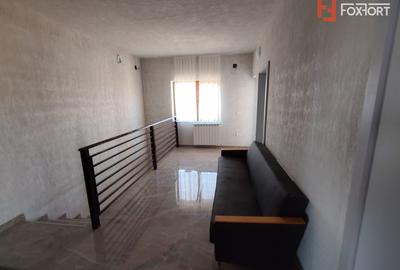 Casa de vanzare, tip duplex, in Sannicolau Mare - confort si liniste - 11