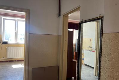 Apartament decomandat, 3 camere, 2 balcoane, gaz, an 1972, 120.000 euro - 6