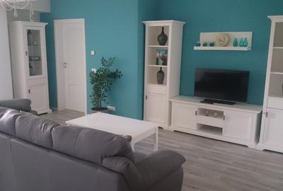 Apartament cu 3 camere decomandat, mobilat în Calea Dumbrăvii