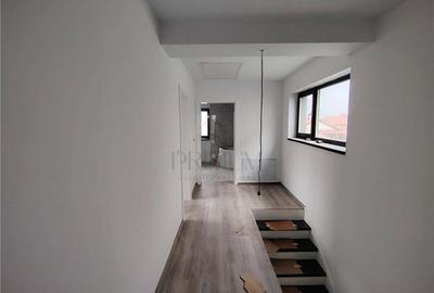 Duplex modern - despartit prin baie - 2 fronturi stradale - pompa caldura - 6