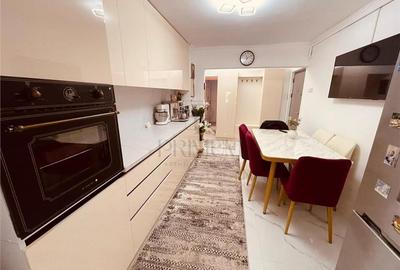 LIPOVEI - PARTER INALT - 3 camere - 2 bai - balcon - centrala proprie - clima - - 5
