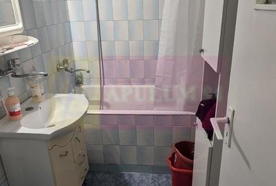 Apartament cu 3 camere de vanzare in Campina - 10