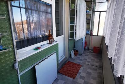 Apartament 2 camere decomandat zona Vasile Aaron - 10