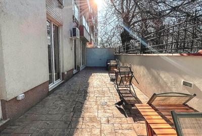 Apartament cu 4 camere decomandat în Aviatorilor
