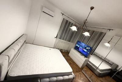 Apartament cu 3 camere decomandat în Ștefan cel Mare