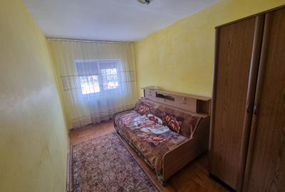 Apartament 3 camere/doua bai/doua balcoane-PIAȚA CENTRALA-bloc 1986 - 9