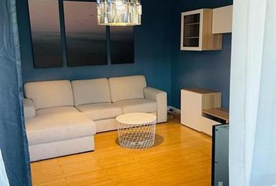 Apartament cu 2 camere decomandat în Vitan