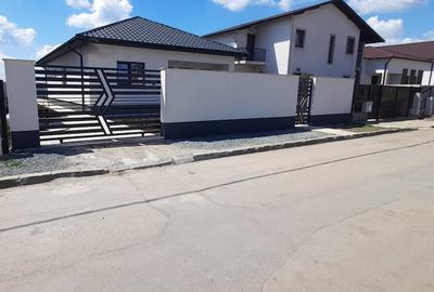 Casă individuală cu 4 camere în Cumpăna