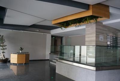 Apartament cu 3 camere decomandat, mobilat în Herăstrău