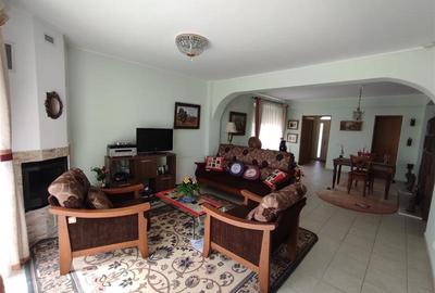 Vila 7 camere 230 mp - Clinceni   Str. Monumentul Eroilor - 3