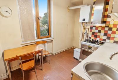 2 Camere Imens Decomandat Drumul Sarii Bloc Rusesc Cotroceni Razoare - 9